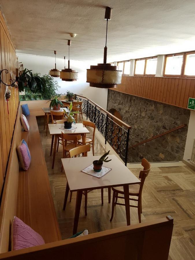 Albergo Posta Colle Santa Lucia Exterior foto