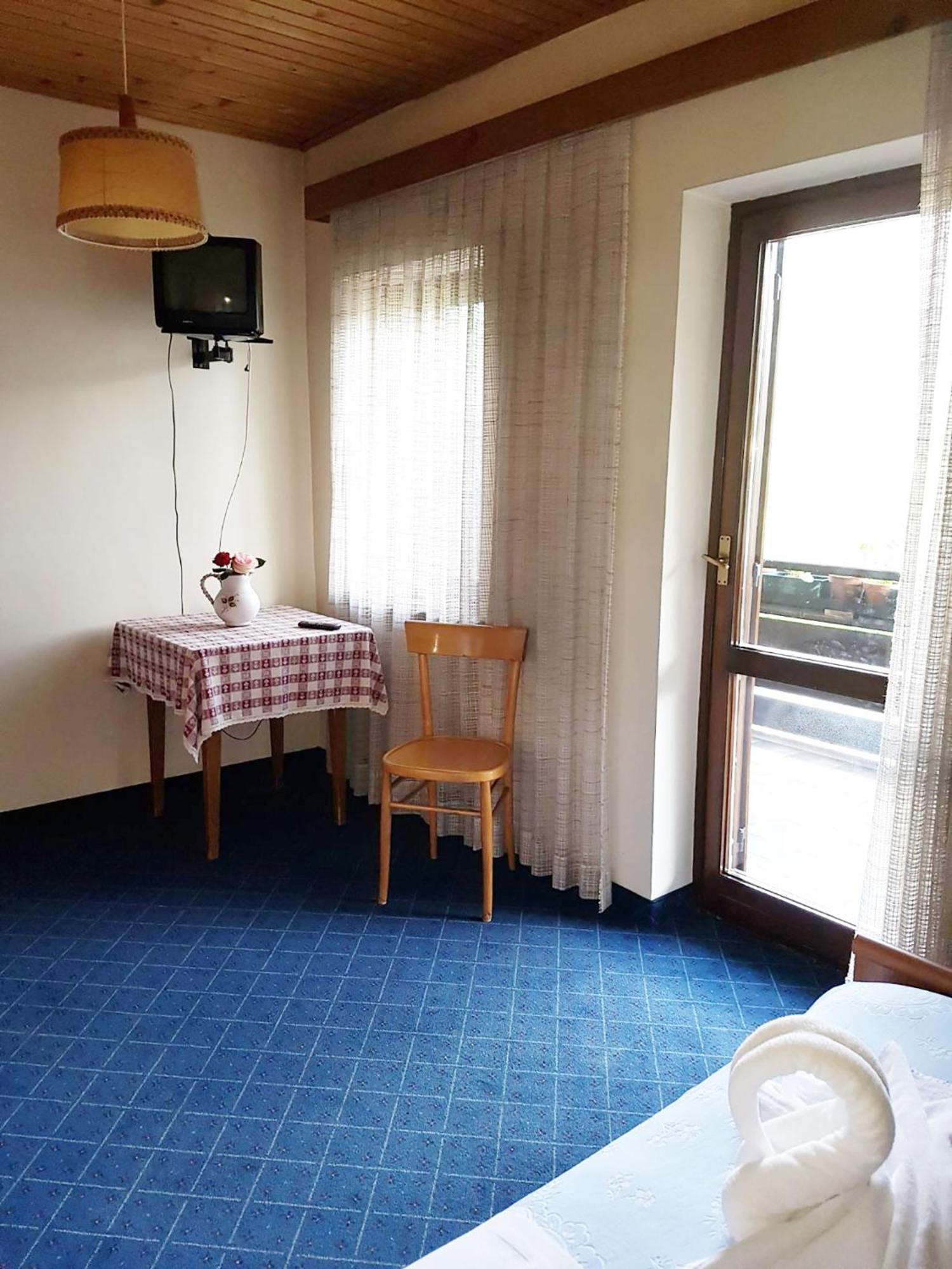 Albergo Posta Colle Santa Lucia Quarto foto